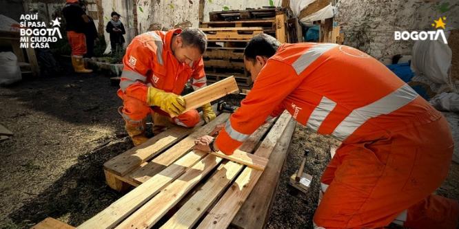 En Los Mártires con huertas comunitarias cosechamos vida