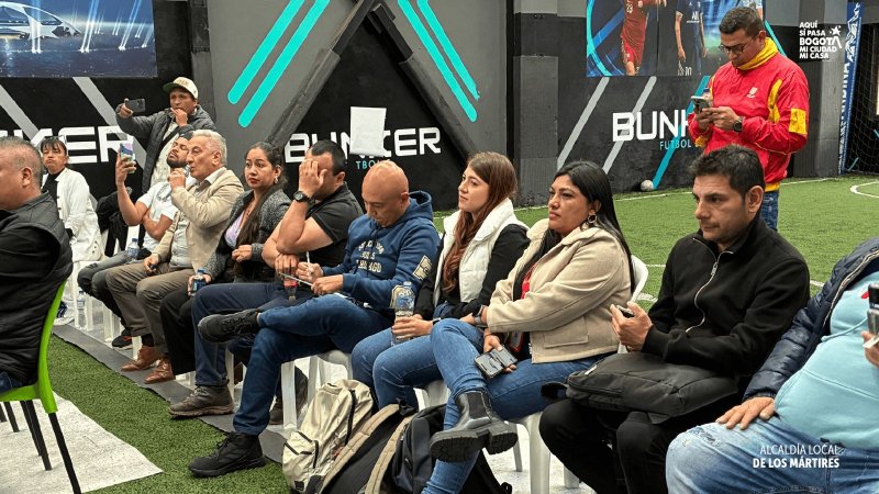 Líderes y comerciantes promueven calles seguras y organizadas