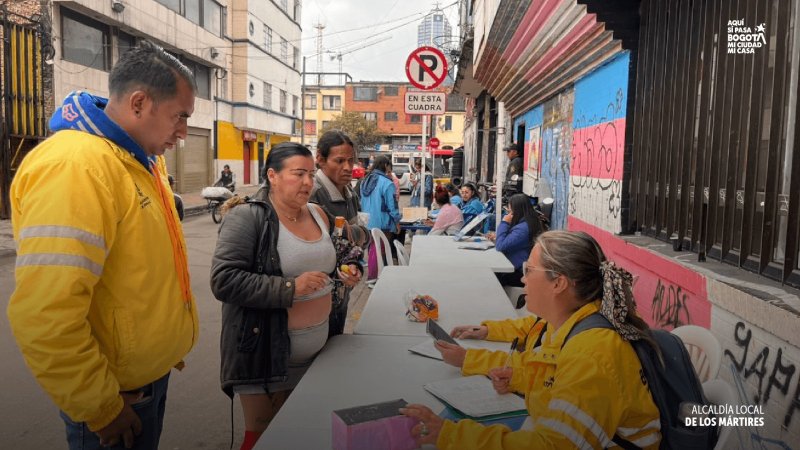 Los Mártires fortalece atención en salud y dignidad menstrual