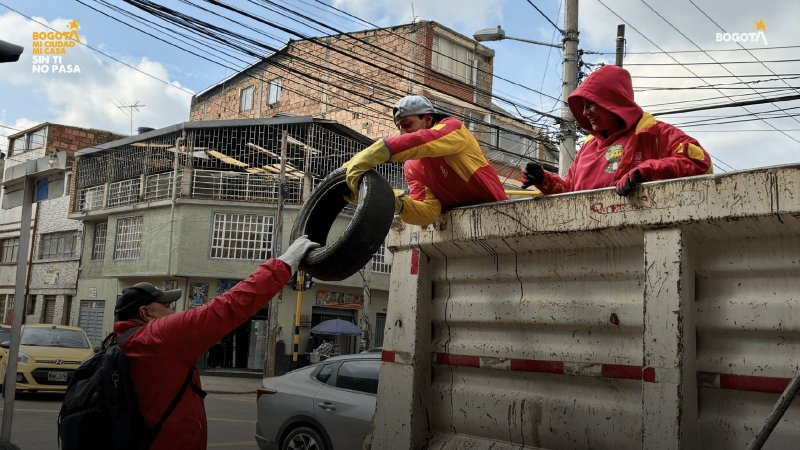 Foto_operativo_ivc_llantaton_los_martires