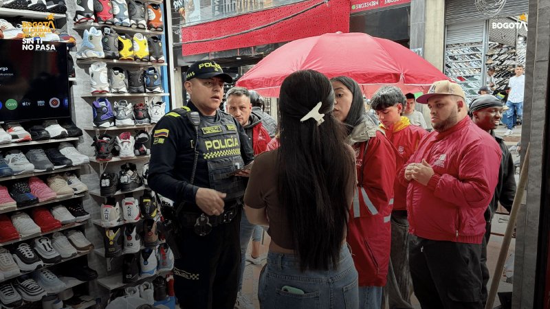 Foto_operativo_recuperación_espacio_público_mártires