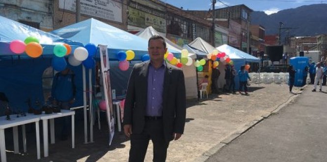 El Alcalde local en la Semana del Habitante de Calle El Alcalde local en la Semana del Habitante de Calle
