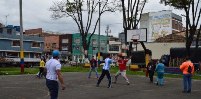 Inició el Programa de Adecuación y Mantenimiento de los Parques en Los Mártires 