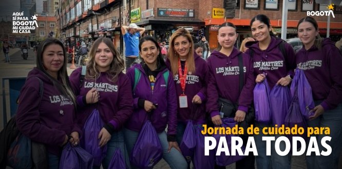 Foto Entrega de Kits para mujeres en la localidad de los Mártires