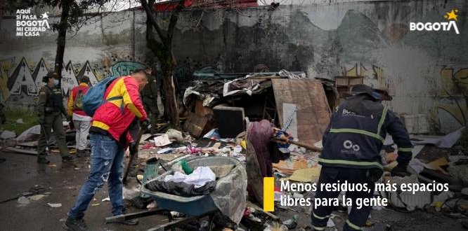 Foto_jornada_ambiental_en_los_martires_