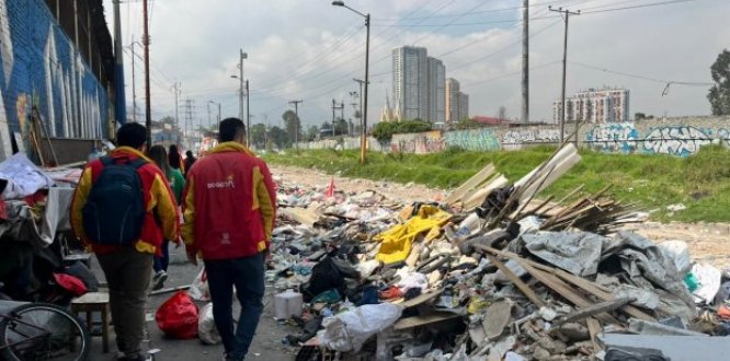 Los Mártires avanza en limpieza y recuperación ambiental