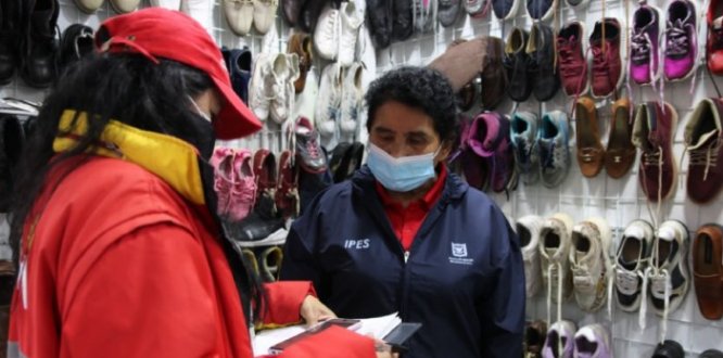 Jornada de verificación de información en Centro Comercial ubicado en Plaza España