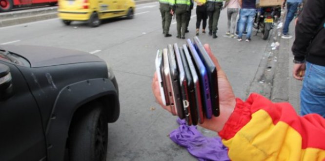 Duro golpe al tráficode celulares en el centro de Bogotá, tras operativo de Inspección, Vigilancia y Control Duro golpe al tráficode celulares en el centro de Bogotá, tras operativo de Inspección, Vigilancia y Control