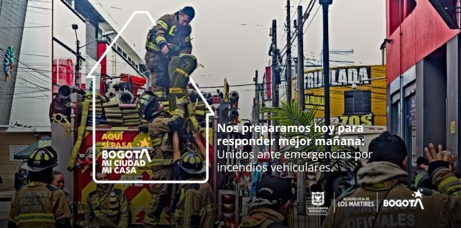 Imagen de Bomberos preparandose para atender emergencia - simulacro