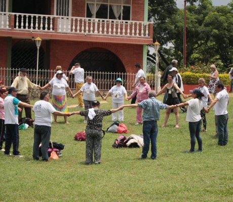 Salida de Reconocimiento Persona Mayor en Los Mártires 