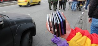 Duro golpe al tráficode celulares en el centro de Bogotá, tras operativo de Inspección, Vigilancia y Control