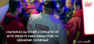 Foto de alclade local y gestores de la localidad en IVC Bares
